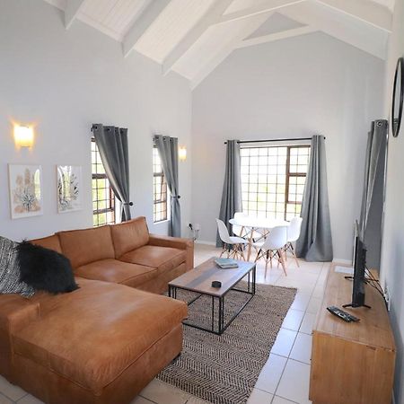 Carole'S Cottage Hermanus Exterior photo
